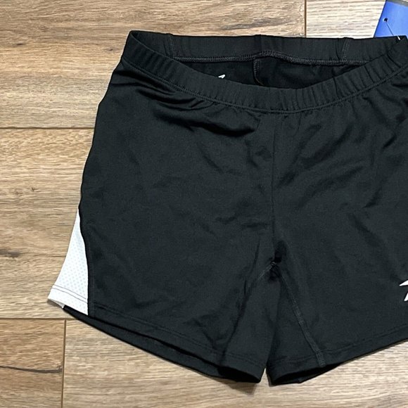 Women's Mizuno Volleyball Shorts SZ Small Black White Mesh Panel Lightweight NWT - Picture 2 of 11